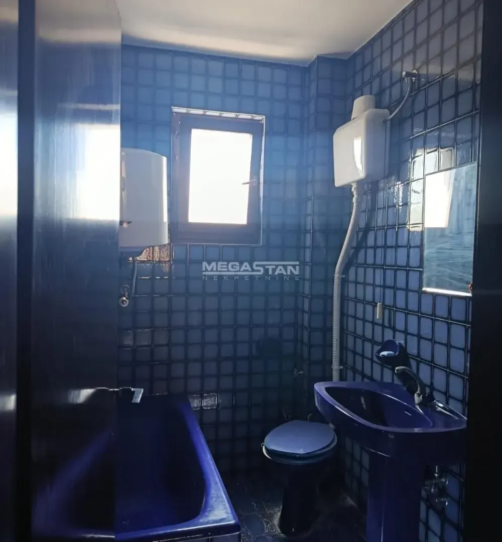 Sale, house, 270m², Mali Mokri Lug, Zvezdara Sve Podlokacije