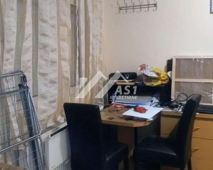 Izdavanje, stan, 20m², Novi Sad Sve Podlokacije, Novi Sad