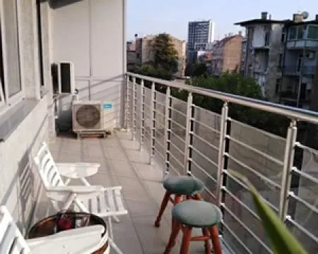 Izdavanje, četvorosoban stan, 118m², Savski Venac, Beograd - image 9