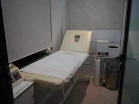 Izdavanje, poslovni prostor, 65m², Centar, Niš - image 15