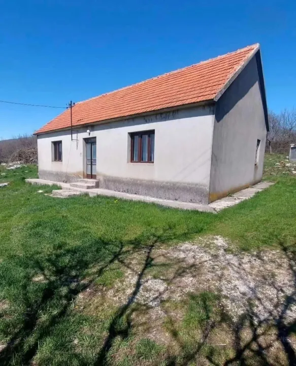 Sale, house, 81m², Rubeža, Nikšić
