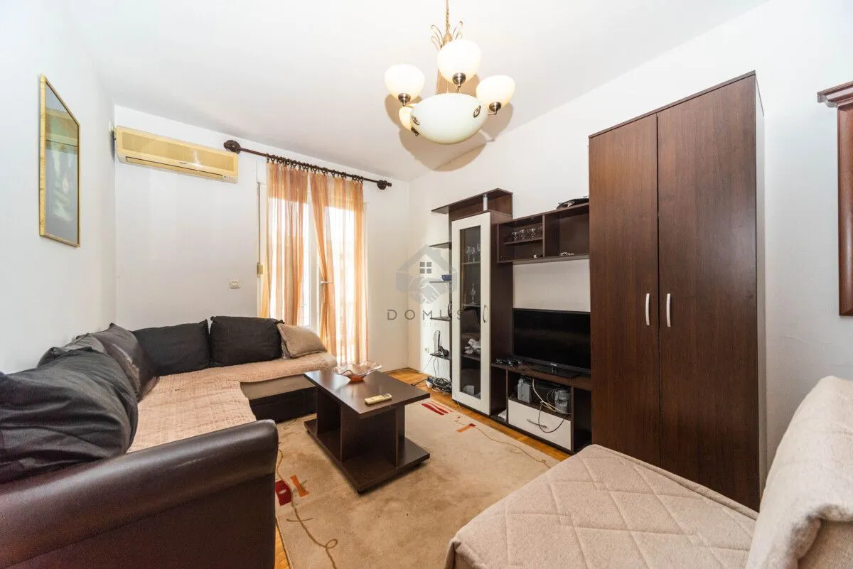 Prodaja, jednosoban stan, 42m², Stari Aerodrom, Podgorica