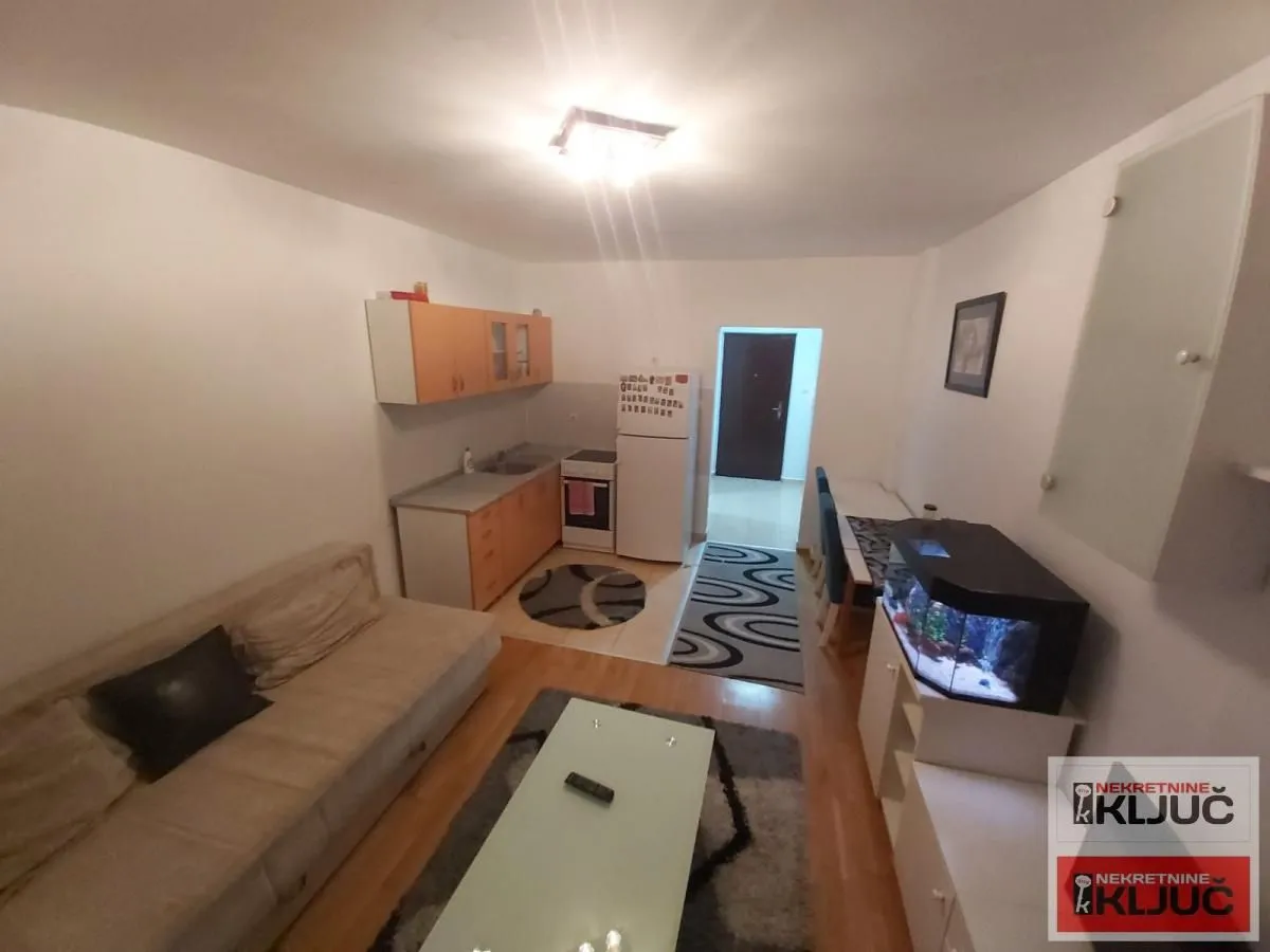 Rent, studio apartment, 26m², Novo naselje, Novi Sad