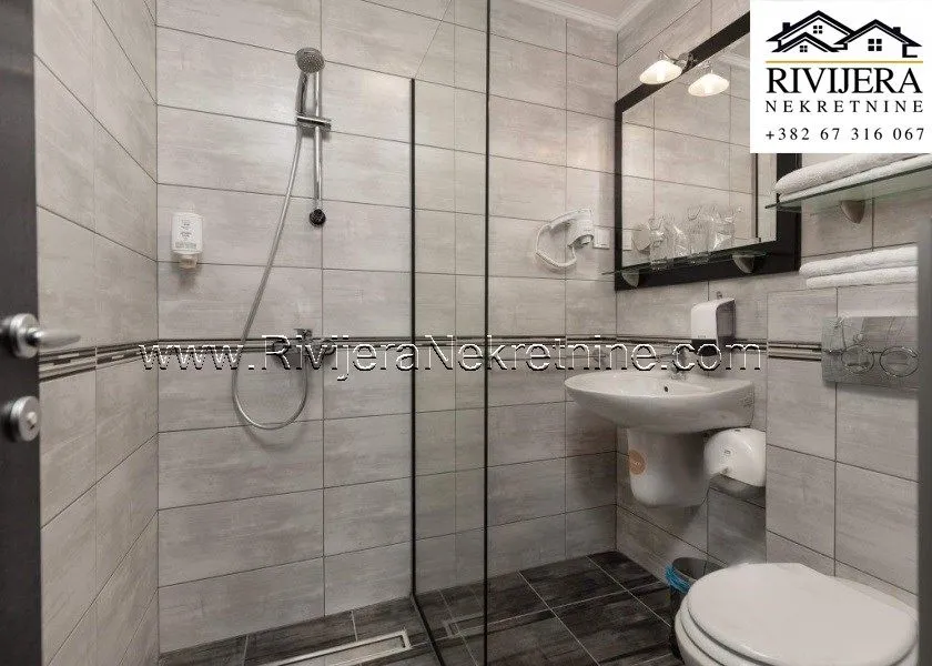 Prodaja, ugostiteljski objekat, 690m², Igalo, Herceg Novi
