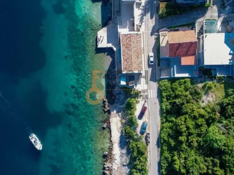 Prodaja, kuća, 300m², Tivat, Crna Gora - image 7