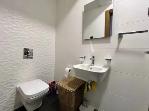 Izdavanje, dvosoban stan, 72m², Podgorica, Crna Gora - image 10