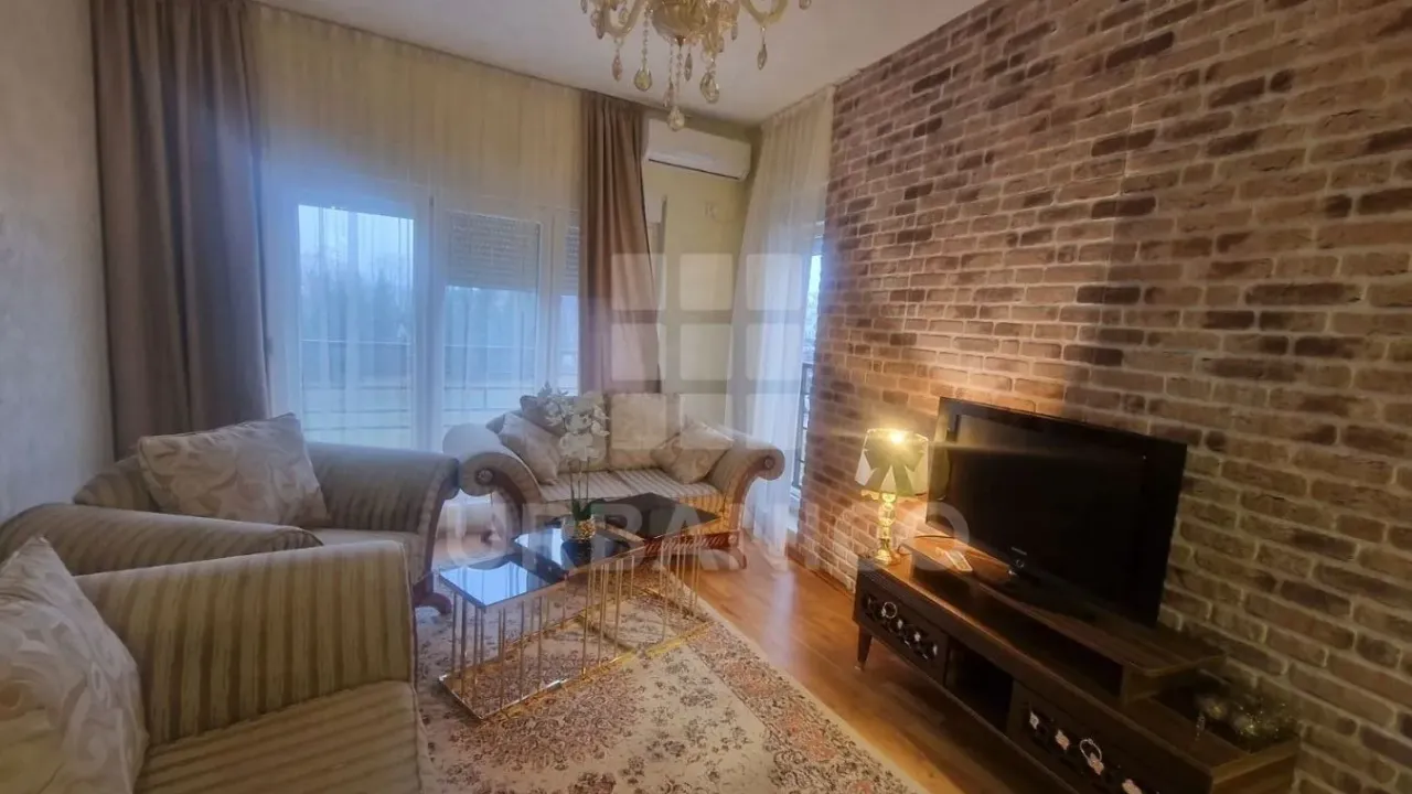 Izdavanje, dvosoban stan, 66m², Ljubović, Podgorica