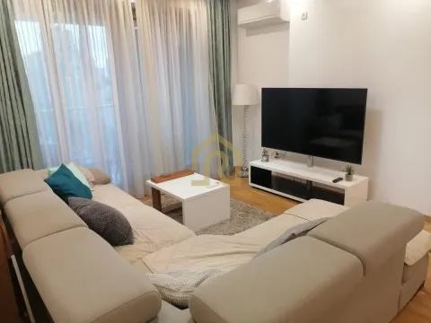 Rent, two bedroom apartment, 65m², Novi Beograd Blok 45, Novi Beograd Sve Podlokacije