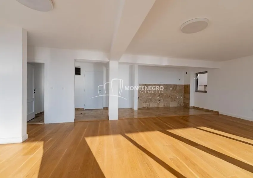 Sale, three bedroom apartment, 160m², Pržno, Budva