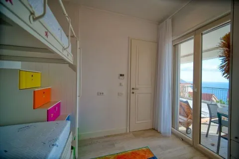 Prodaja, trosoban stan, 80m², Tivat, Crna Gora - image 15