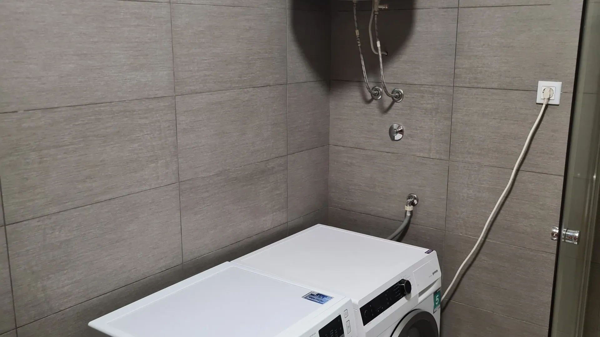 Rent, three bedroom apartment, 82m², Vračar Sve Podlokacije, Beograd