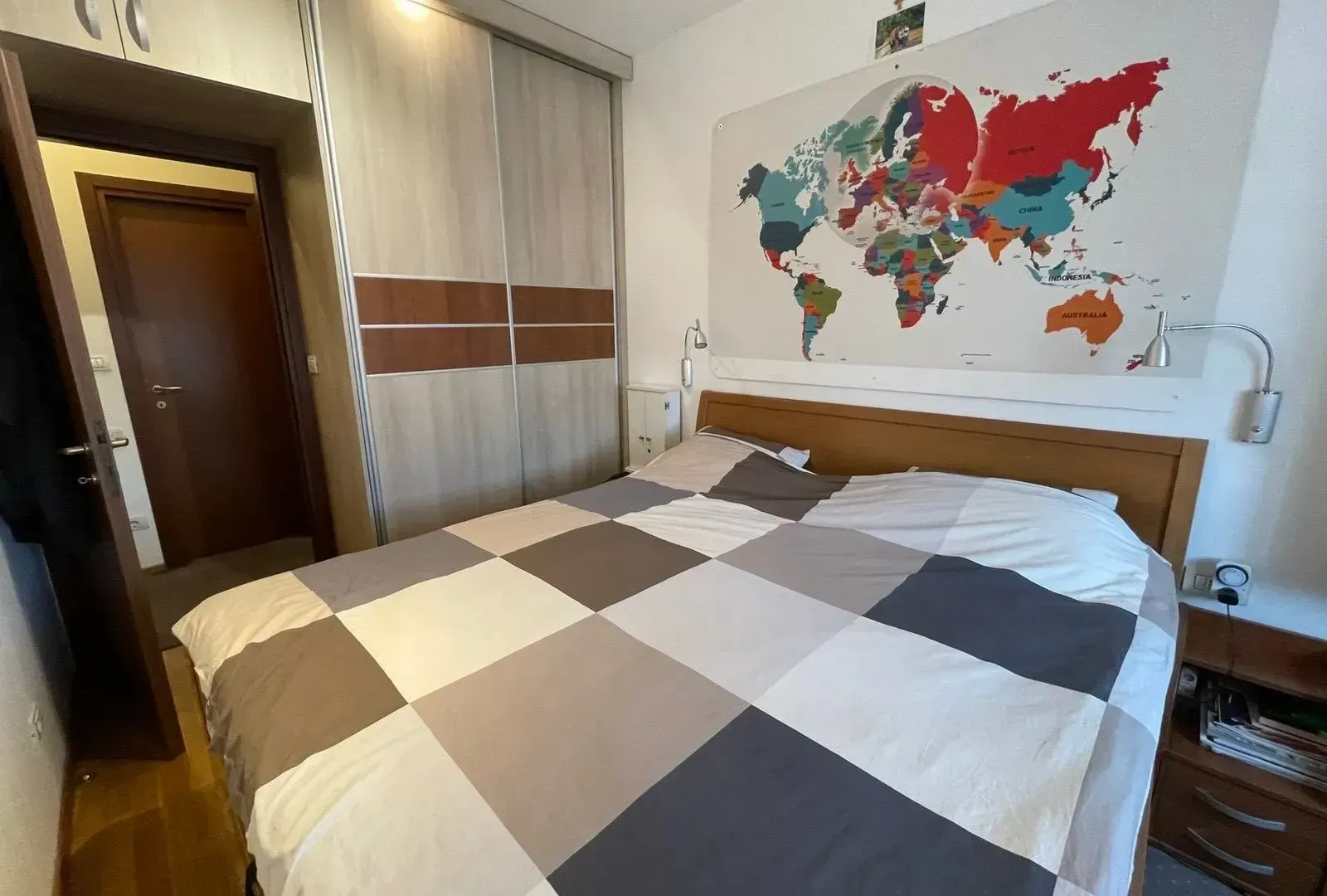 Izdavanje, dvosoban stan, 68m², City Kvart, Podgorica