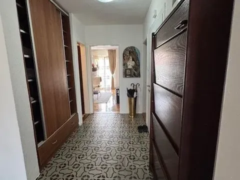 Izdavanje, dvosoban stan, 75m², Gornja Gorica, Podgorica - image 9