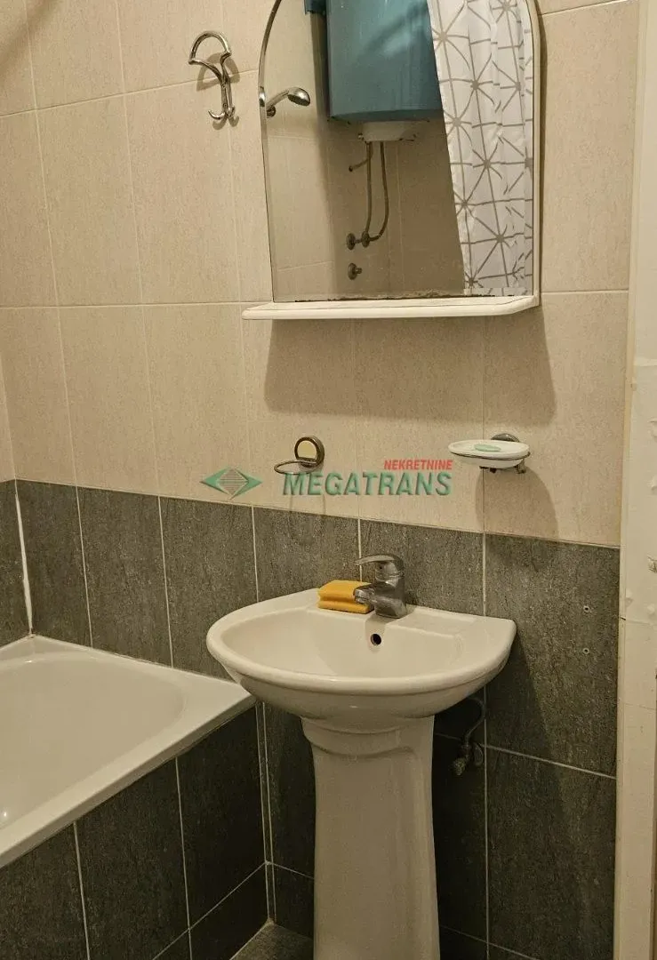 Izdavanje, jednosoban stan, 47m², Novi Sad Sve Podlokacije, Novi Sad