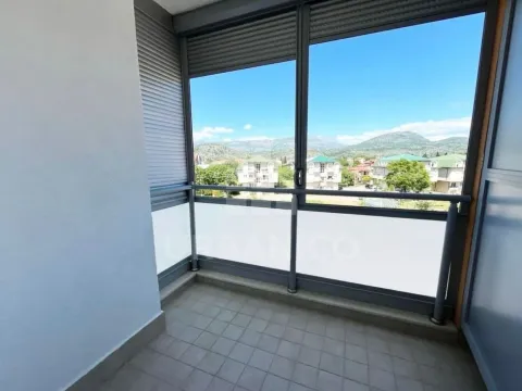 Rent, one bedroom apartment, 46m², City Kej, Podgorica - image 7