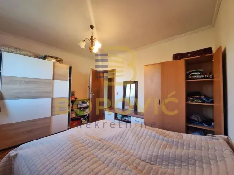 Sale, house, 202m², Vrčin, Grocka - image 10