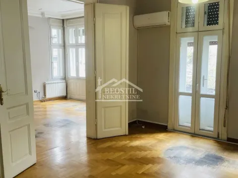 Izdavanje, četvorosoban stan, 135m², Skadarlija, Beograd - image 2