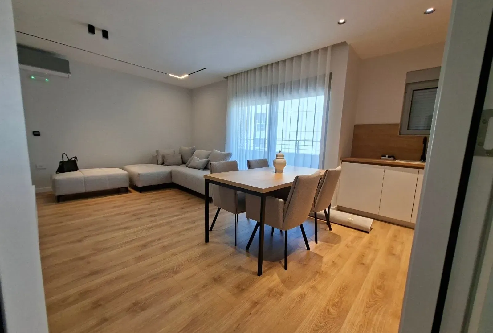 Rent, two bedroom apartment, 120m², Donji Štoj, Ulcinj