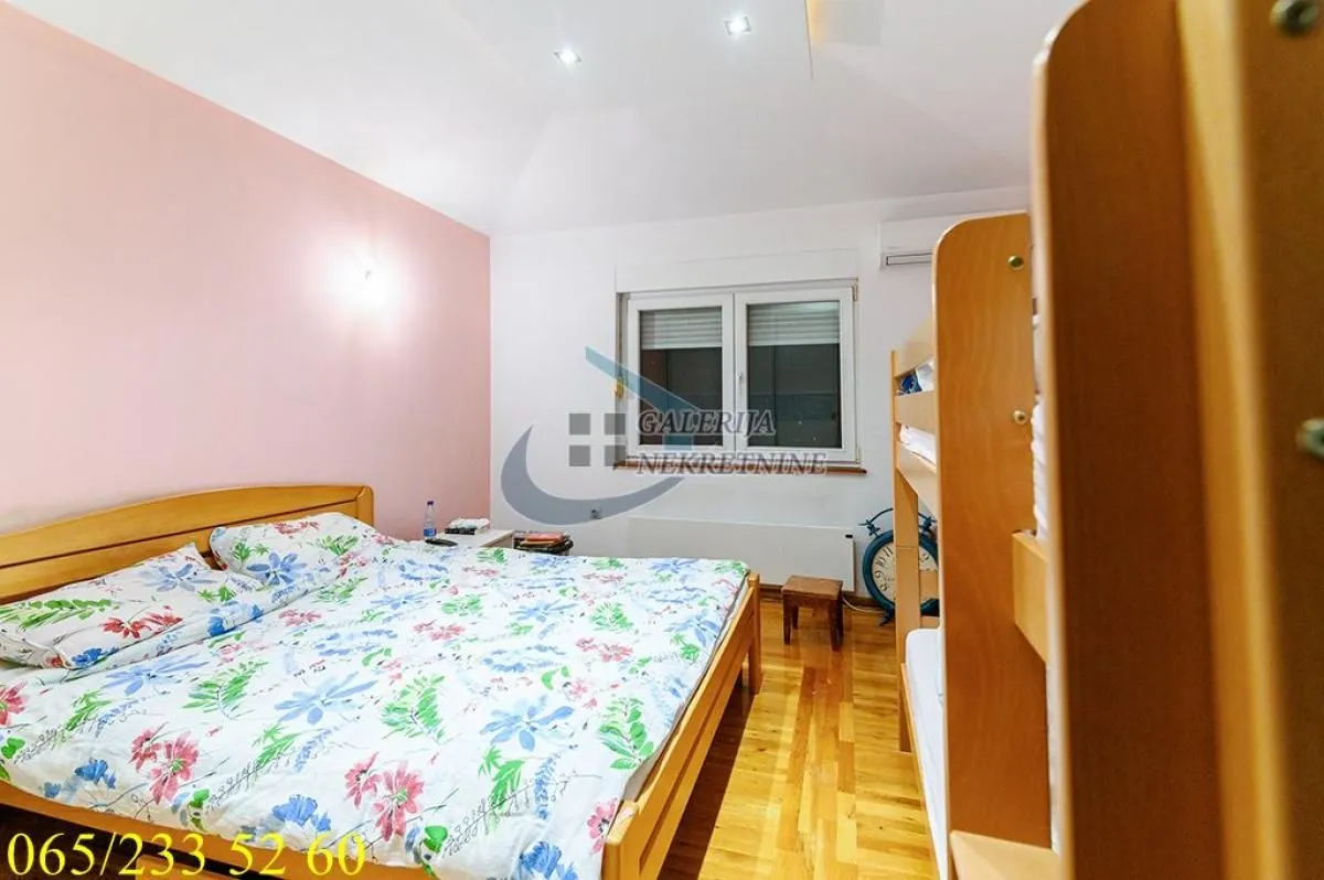 Sale, three bedroom apartment, 72m², Karaburma, Palilula Sve Podlokacije