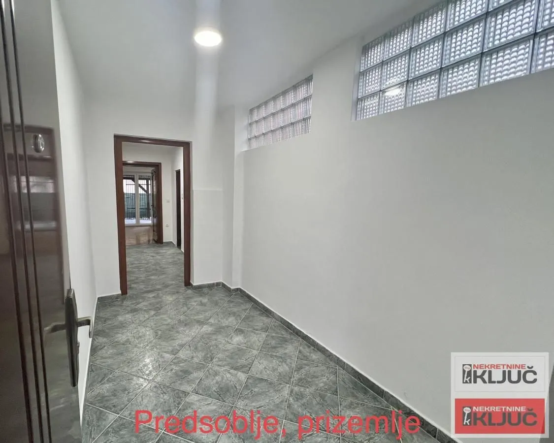 Izdavanje, kuća, 227m², Tatarsko brdo, Petrovaradin