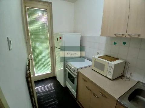 Prodaja, jednosoban stan, 32m², Kajsijar, Jagodina - image 5