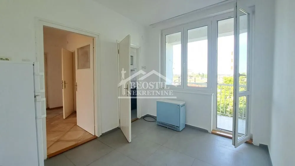 Prodaja, dvosoban stan, 61m², Stari Grad, Beograd