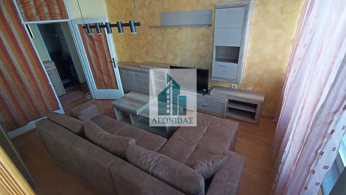 Izdavanje, trosoban stan, 64m², Medijana, Niš