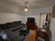 Izdavanje, dvosoban stan, 70m², Centar, Podgorica - image 10