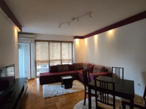 Izdavanje, jednosoban stan, 52m2, Pobrežje, Podgorica Izdavanje, jednosoban stan, 52m2, Pobrežje, Podgorica