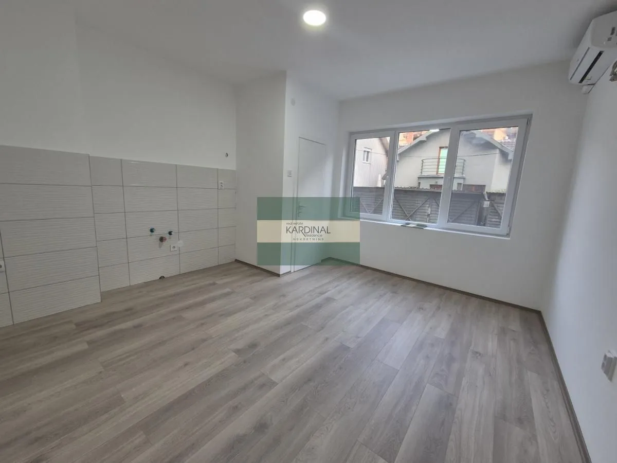 Prodaja, jednosoban stan, 39m², Centar, Jagodina