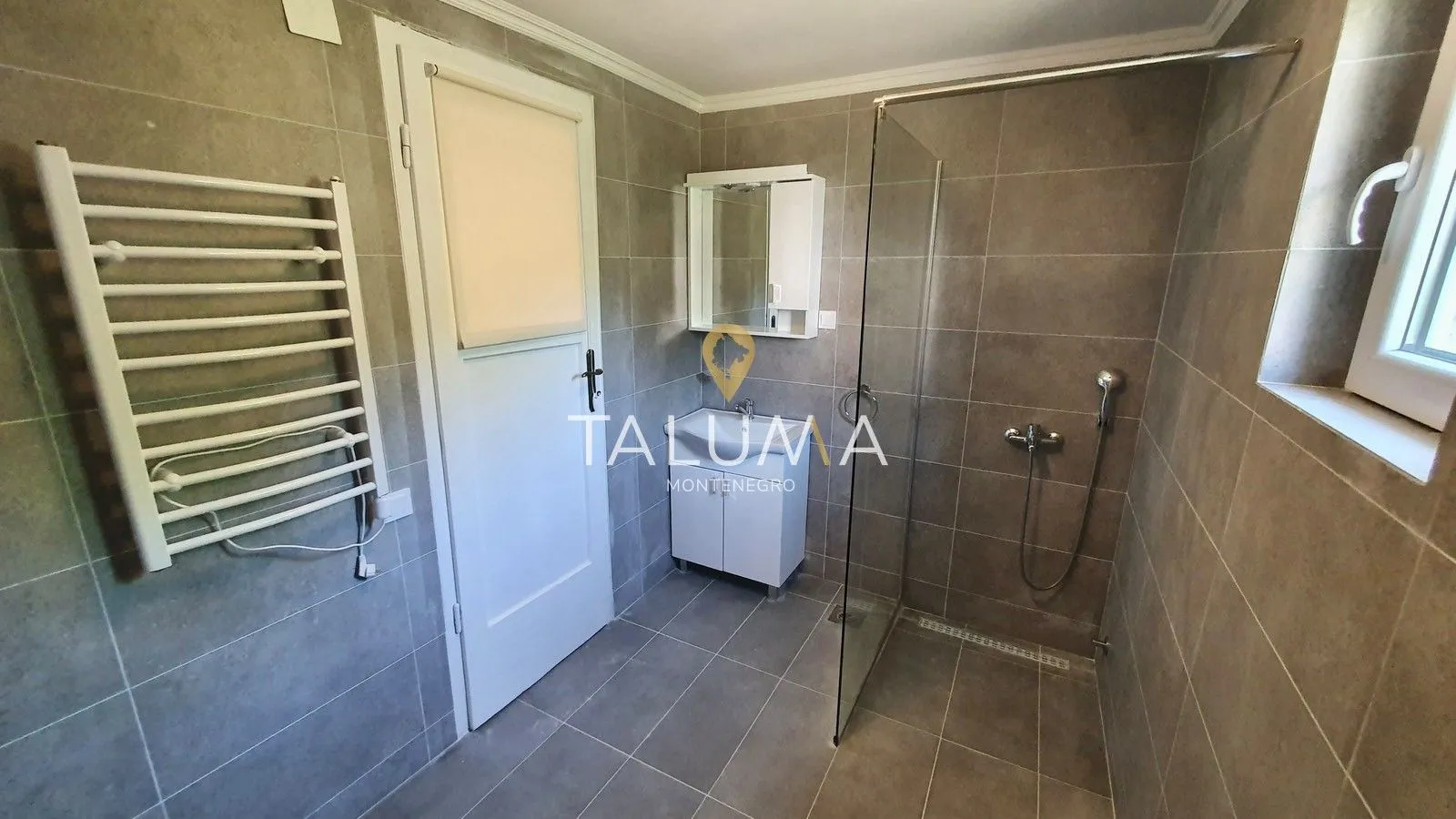 Rent, house, 125m², Ibričevina, Podgorica