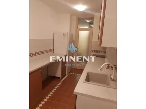 Izdavanje, trosoban stan, 75m², Čukarica, Beograd - image 7