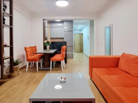 Rent, two bedroom apartment, 69m², Centar, Budva - image 15