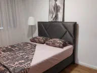 Izdavanje, dvosoban stan, 62m2, Centar, Bar