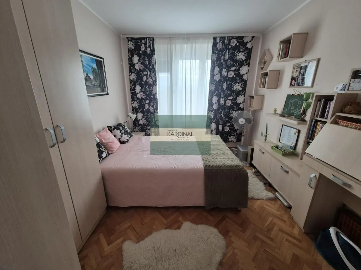 Prodaja, dvosoban stan, 54m², Centar, Ćuprija