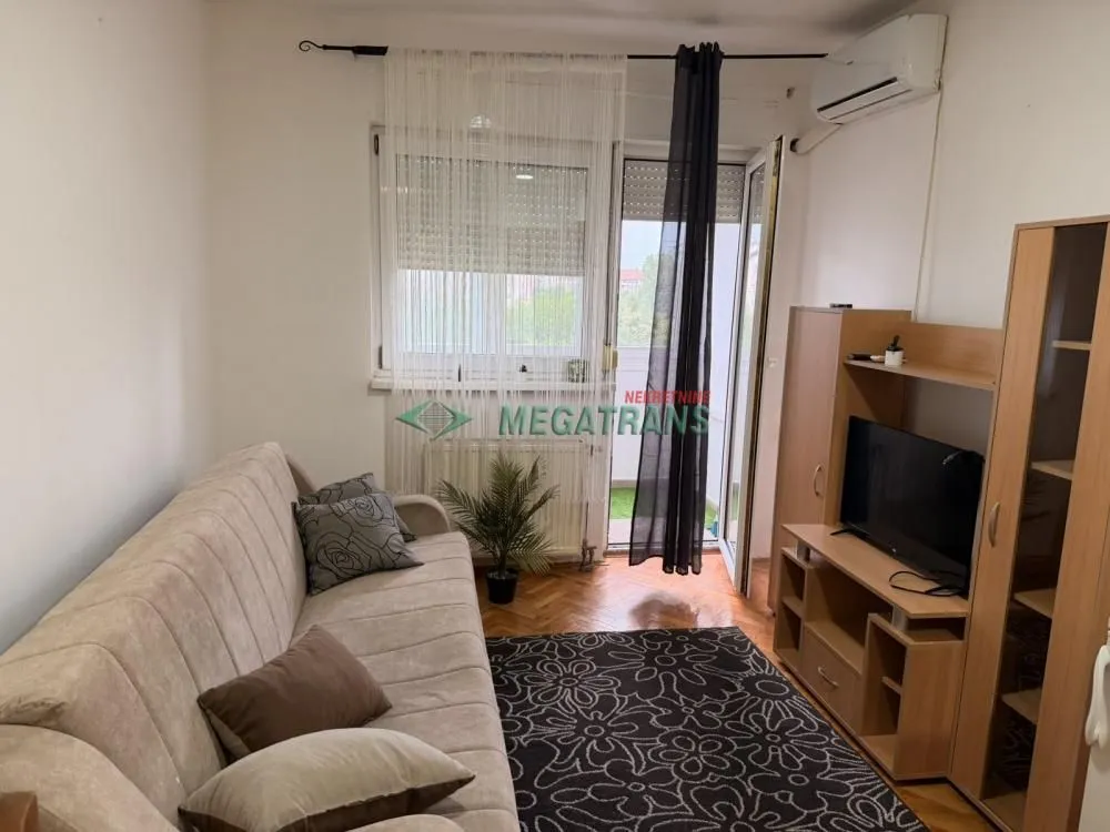 Izdavanje, stan, 26m², Nova Detelinara, Novi Sad Sve Podlokacije