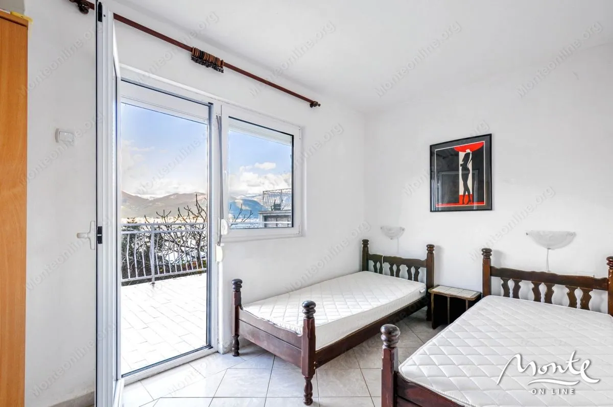 Prodaja, kuća, 168m², Krašići, Tivat