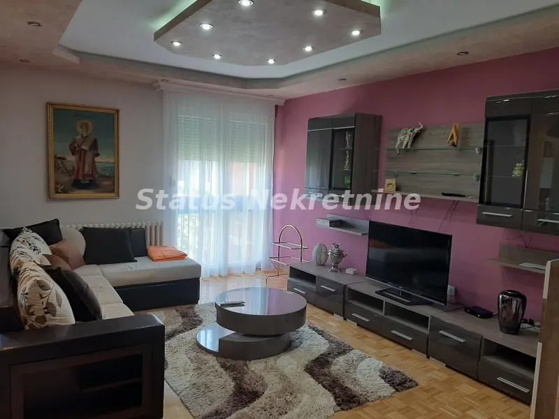 Izdavanje, trosoban stan, 80m², Liman 1, Novi Sad Sve Podlokacije
