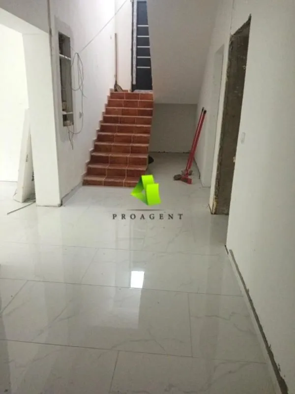 Rent, office space, 600m², Bubanj, Niš