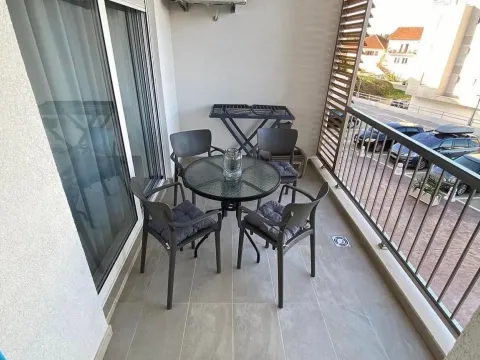 Izdavanje, jednosoban stan, 55m², Donja Lastva, Tivat - image 7