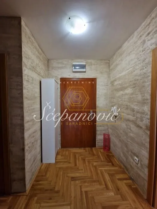 Sale, three bedroom apartment, 63m², Rotkvarija, Novi Sad Sve Podlokacije