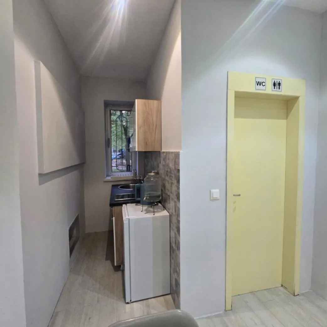 Izdavanje, poslovni prostor, 55m², Centar, Podgorica
