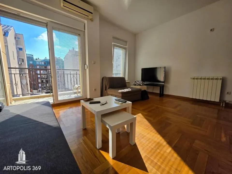 Prodaja, jednosoban stan, 32m², Vračar Sve Podlokacije, Beograd