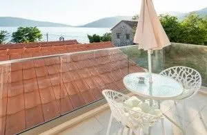 Izdavanje, jednosoban stan, 42m², Donja Lastva, Tivat