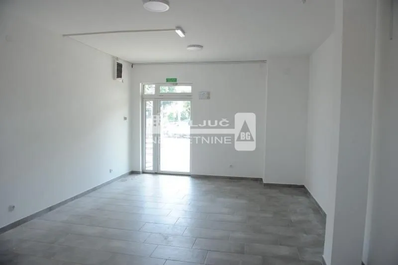 Rent, office space, 200m², Boleč, Grocka