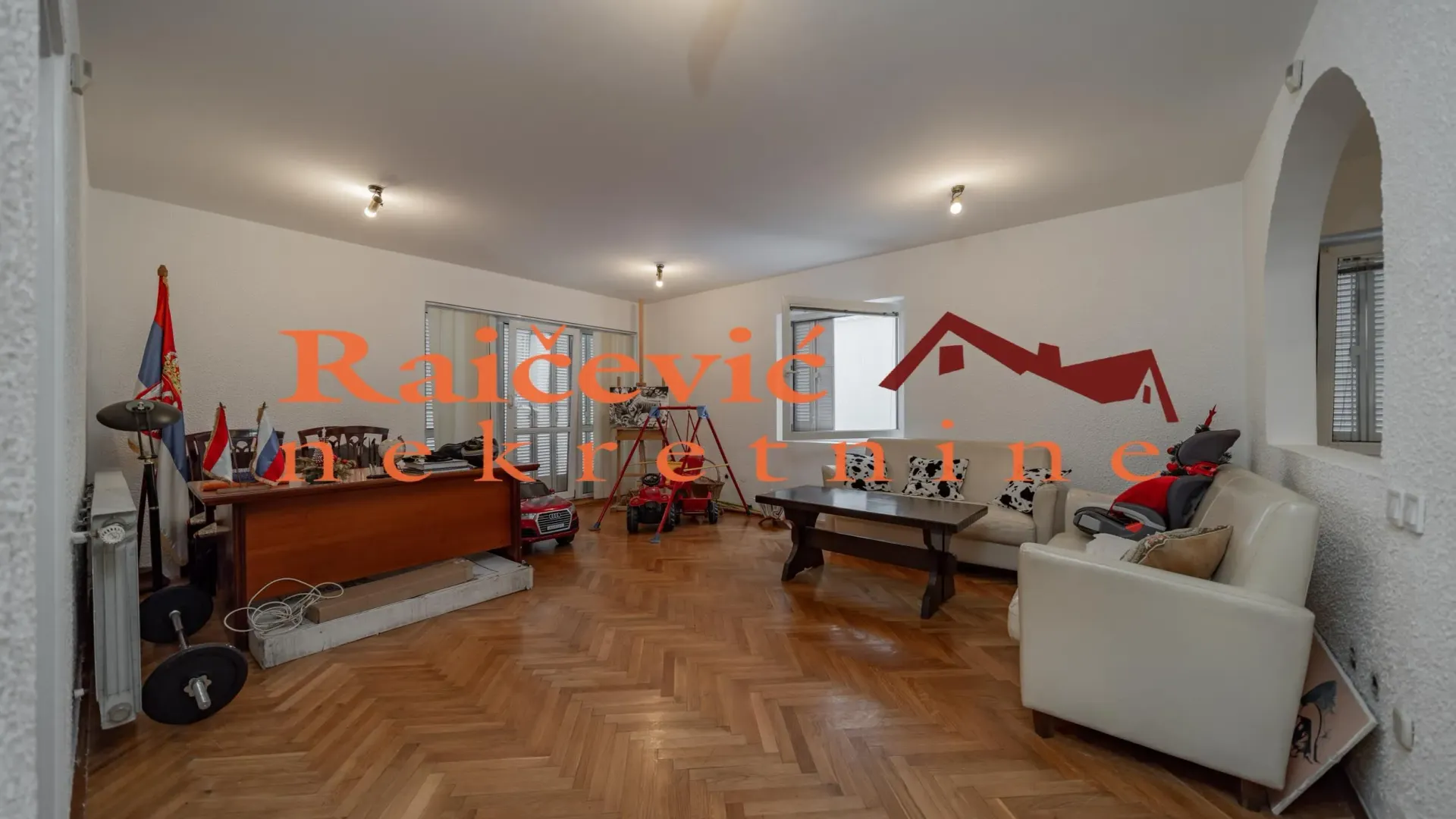 Izdavanje, kuća, 604m², Voždovac, Voždovac Sve Podlokacije