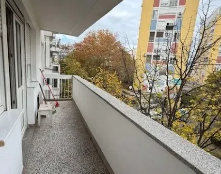 Izdavanje, dvosoban stan, 88m², Centar, Podgorica - image 2