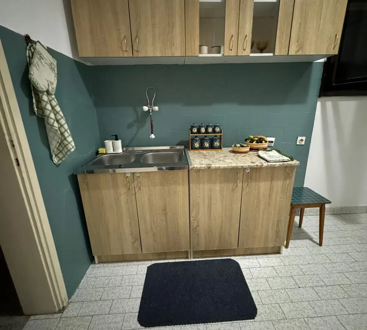 Izdavanje, dvosoban stan, 71m², Stari Aerodrom, Podgorica