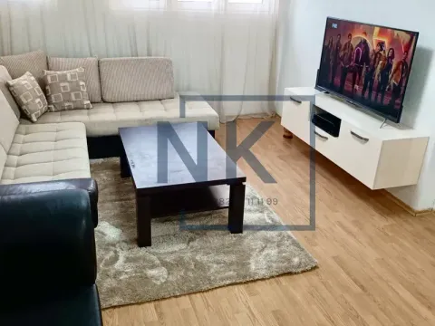 Izdavanje, dvosoban stan, 58m², Centar, Podgorica