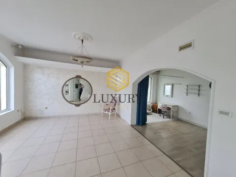 Izdavanje, poslovni prostor, 38m², Drac, Podgorica - image 4